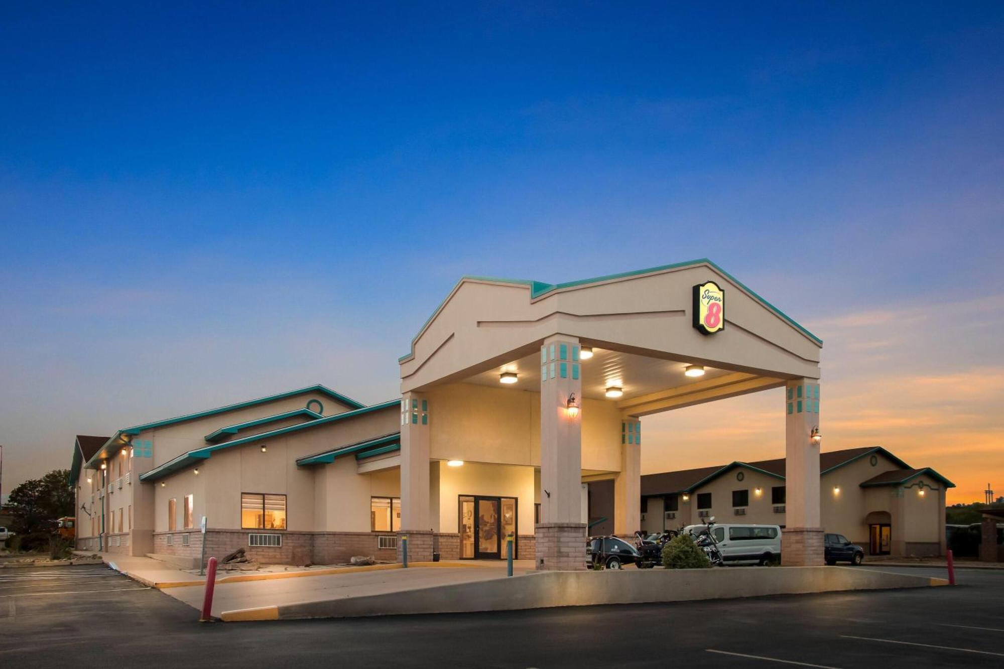 Super 8 By Wyndham Santa Rosa Hotel Kültér fotó